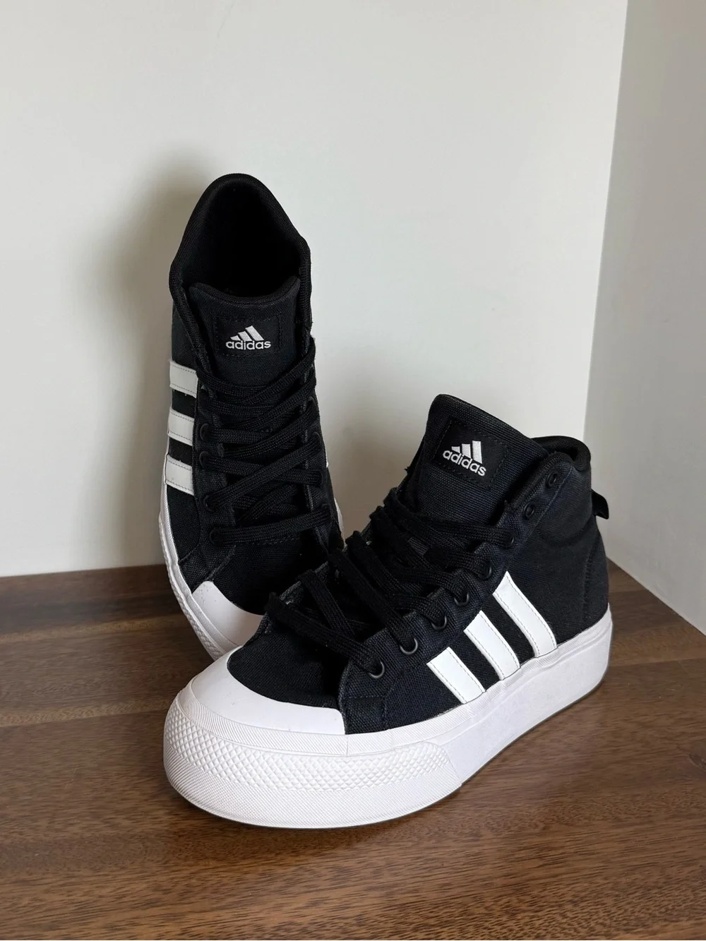 Adidas Bravada 2.0 Platform Mid Black White High Top Sneakers Women’s Size 8